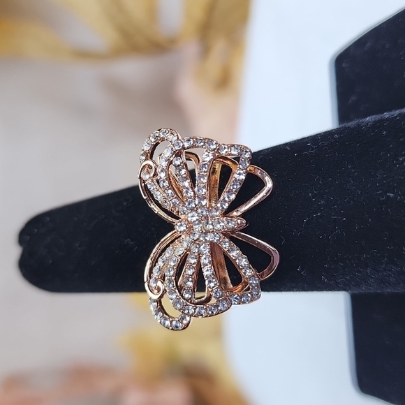 BUTTERFLY ROSR GOLD TONED RING - Picture 4 of 4